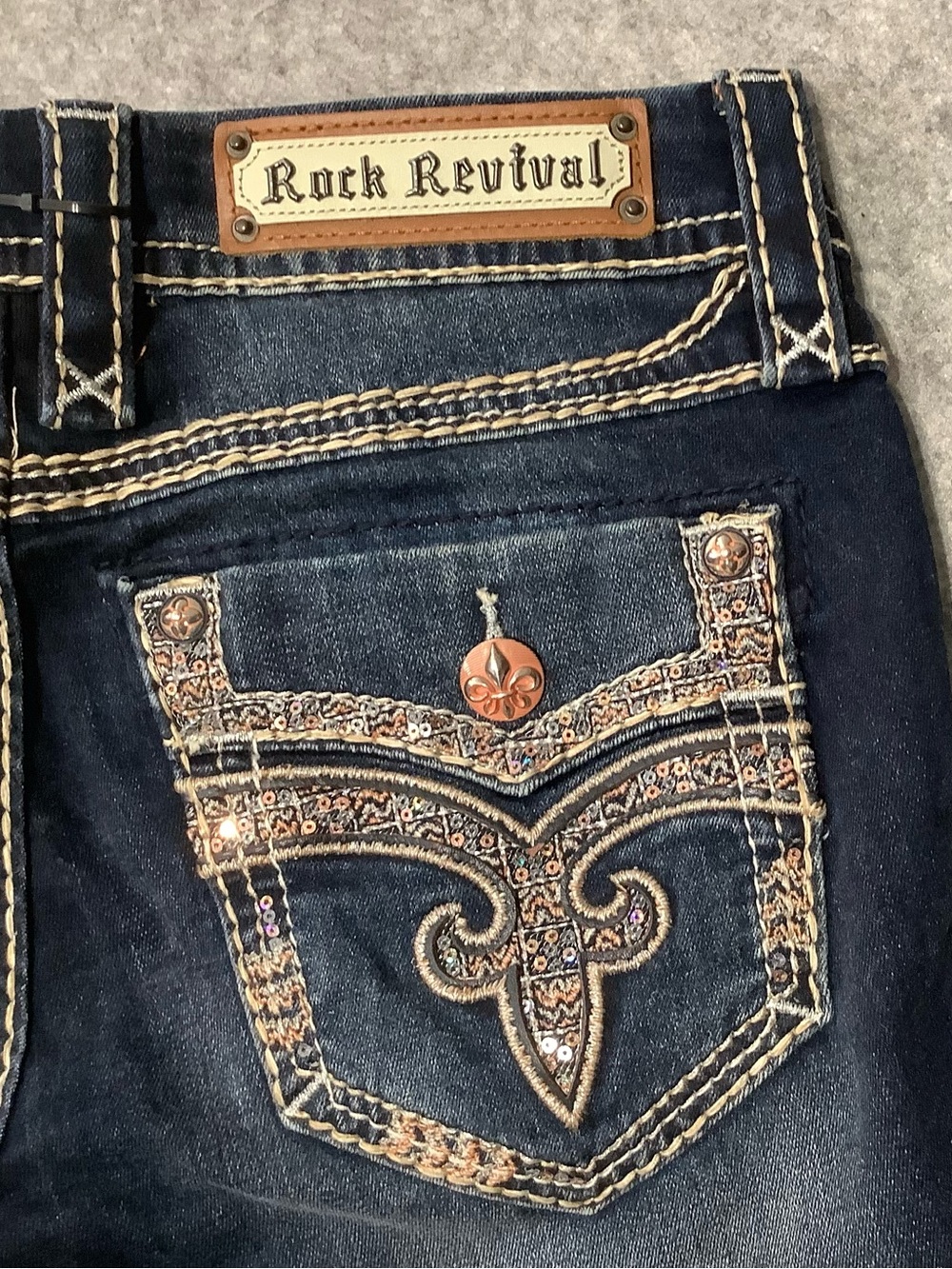 Rock Revival Vaness Dark Indigo Jeans with Copper Tone Embellishments 28 NWT